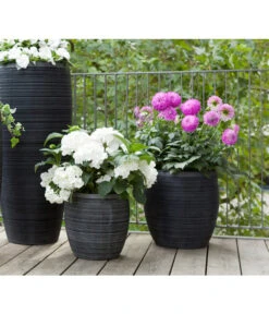 Dehner Polystone-Topf Singapur, Rund, Anthrazit 6 Dehner Polystone-Topf Singapur, Rund, Anthrazit -Wurzel Herz Verkaufsgeschäft 5147558 5147566 5147574 WE MO 001 PolystoneTopfVaseRundGrau